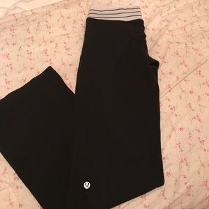 Lululemon yoga pants
